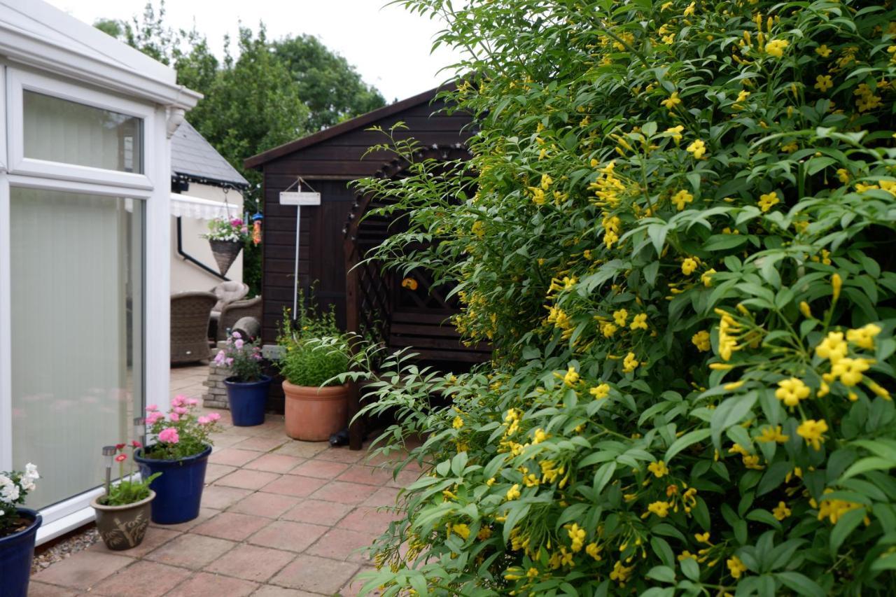 The Garden Suite Holt Holt  Eksteriør billede