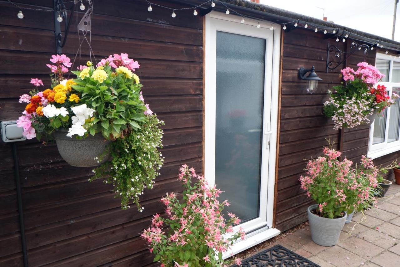 The Garden Suite Holt Holt  Eksteriør billede